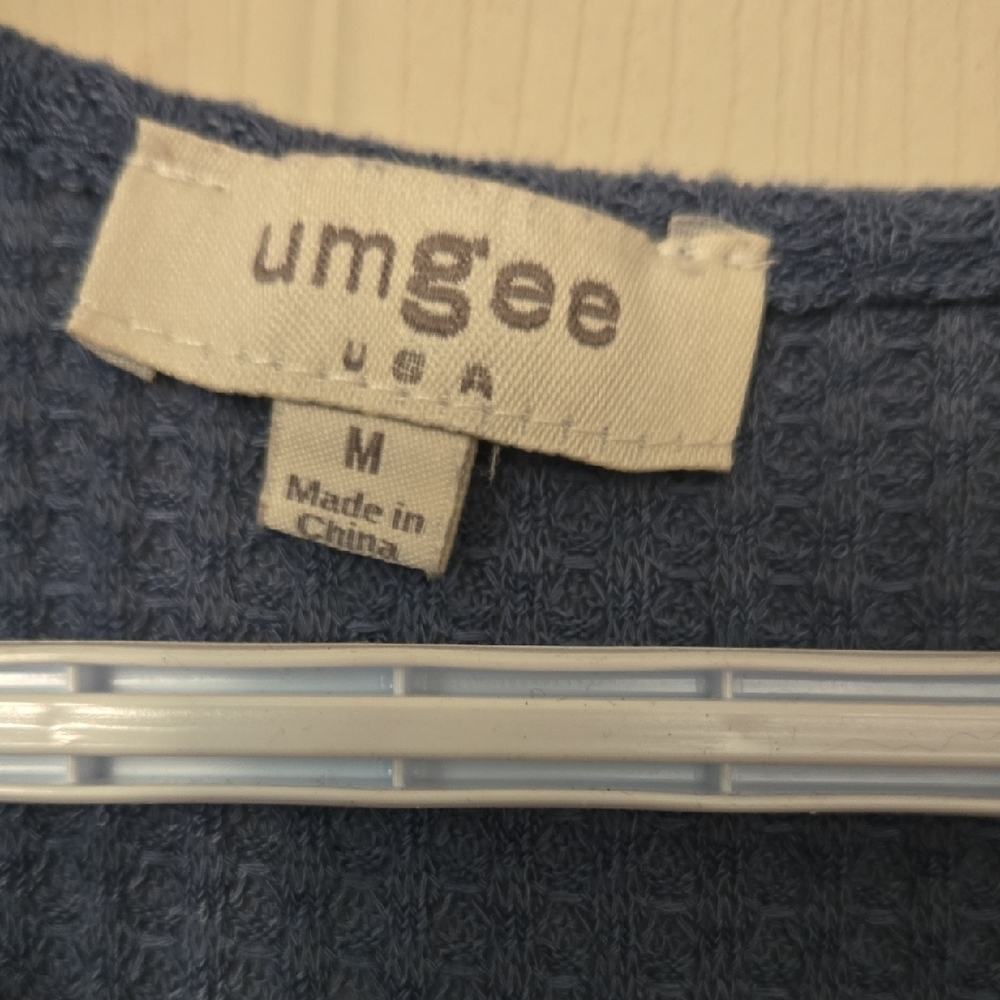 Umgee Blue Button-Front Tank Top - Picture 2 of 4
